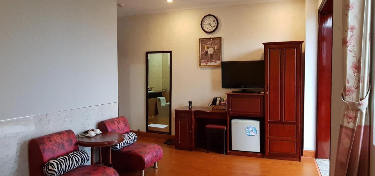 Linh Phuong 1 Hotel 껀터 외부 사진